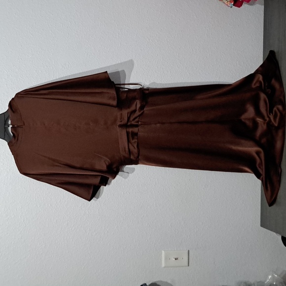 Alex Marie Giselle Satin Surplice V-Neck Drape Front Short Kimono Sleeve… - Picture 5 of 8